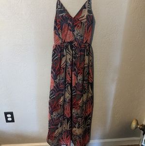Leaf pattern dress